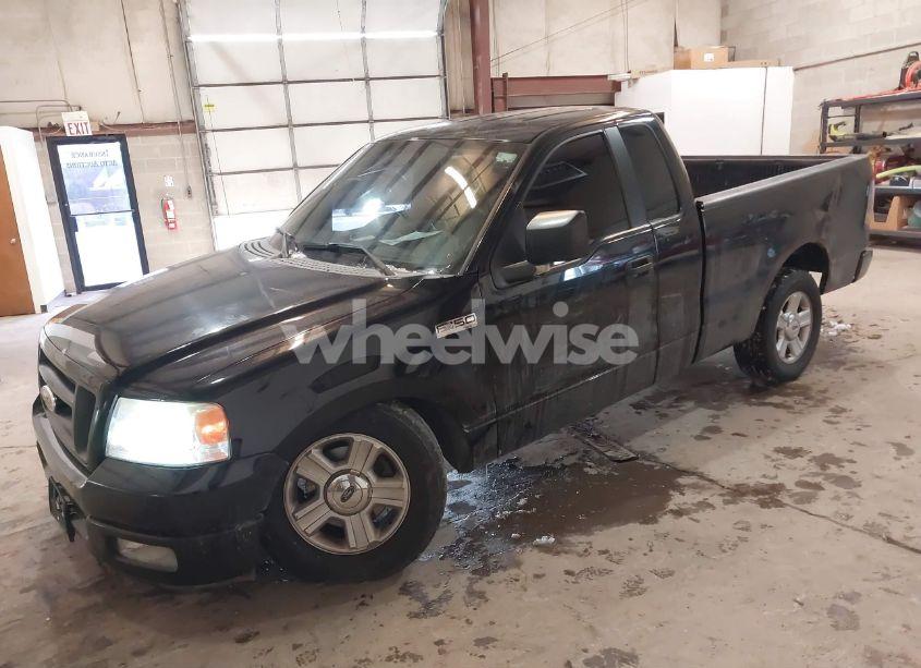 Photo 2 of 2005 Ford F-150 STX/XL/XLT (VIN 1FTRF12W25NA87083)