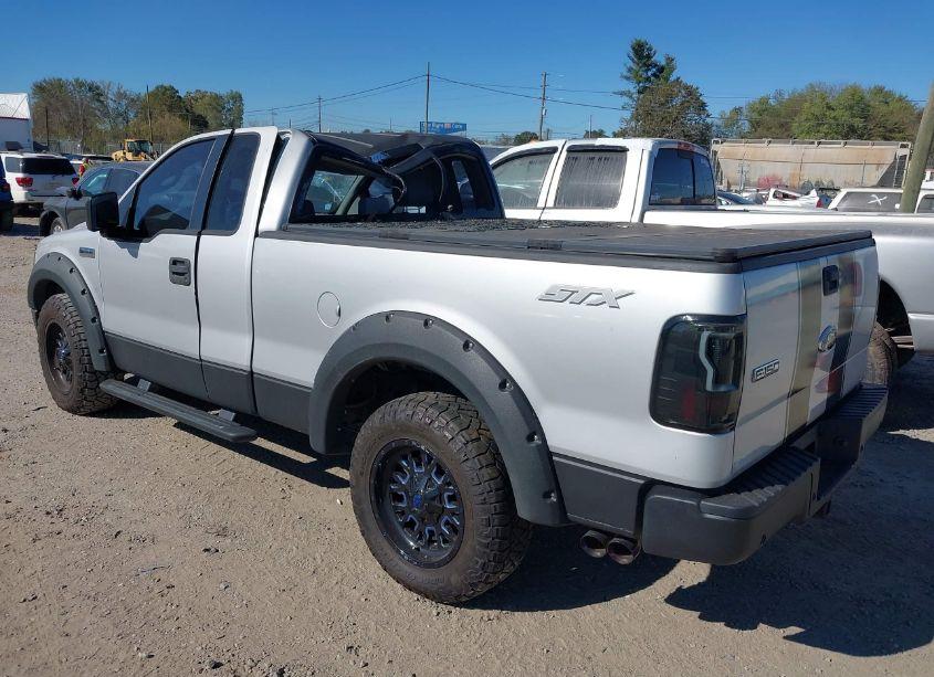Photo 3 of 2006 Ford F-150 STX/XL/XLT (VIN 1FTRF12W26KB30436)