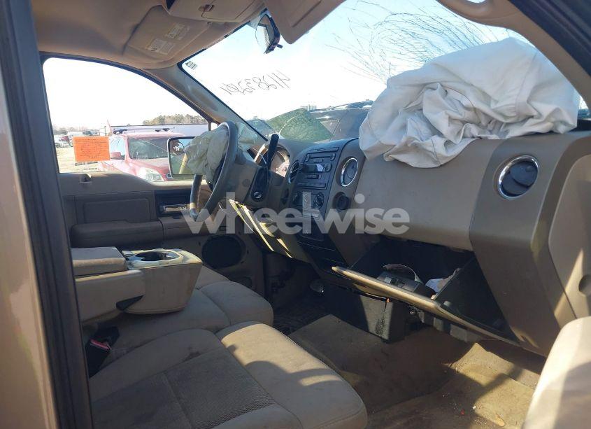 Photo 5 of 2006 Ford F-150 STX/XL/XLT (VIN 1FTRF12W26NA64419)