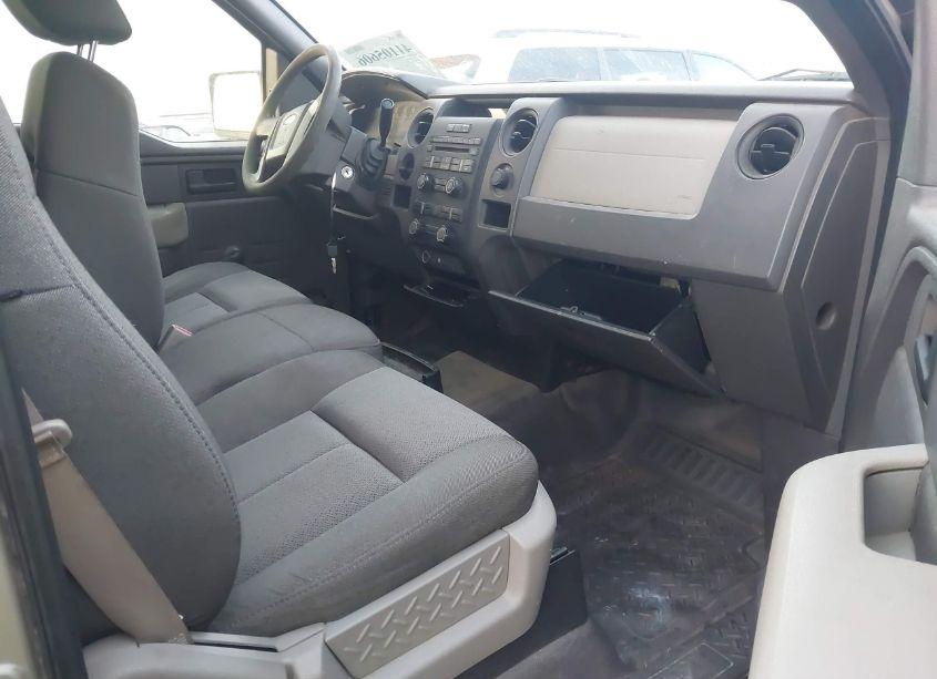 Photo 5 of 2009 Ford F-150 XL (VIN 1FTRF12W29KB47838)