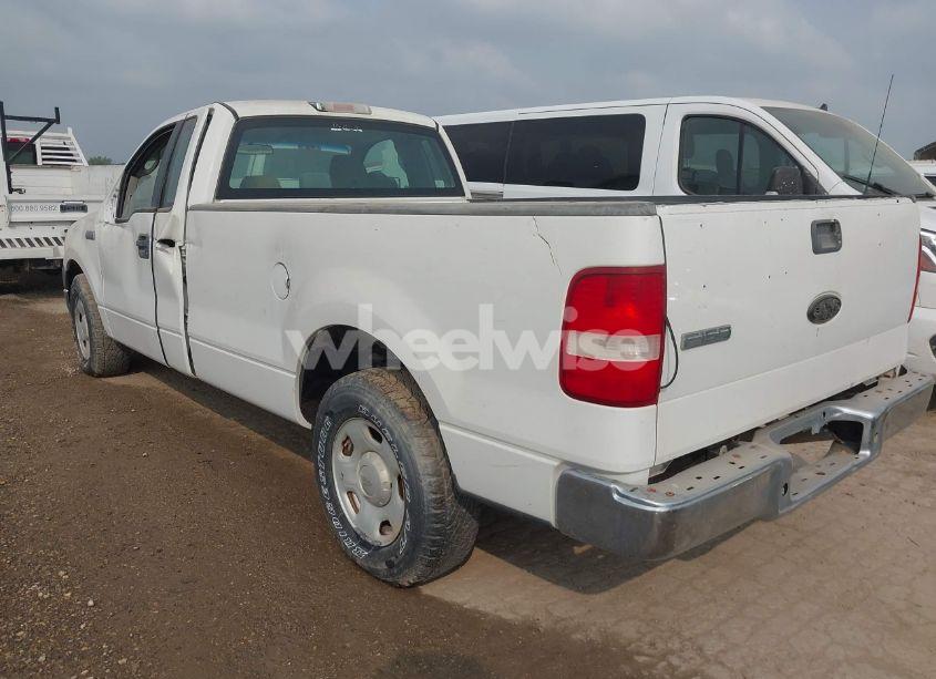 Photo 3 of 2005 Ford F-150 STX/XL/XLT (VIN 1FTRF12W35NA34084)