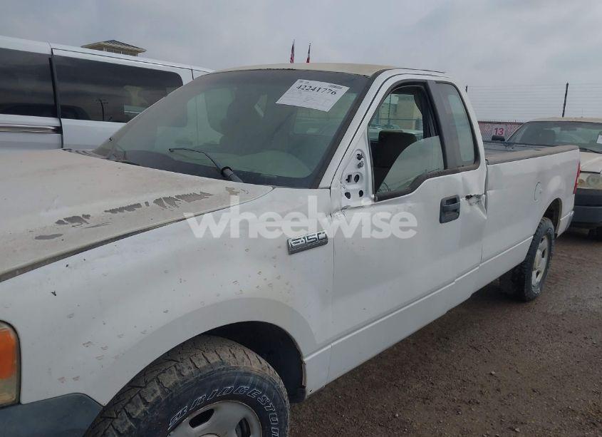 Photo 6 of 2005 Ford F-150 STX/XL/XLT (VIN 1FTRF12W35NA34084)