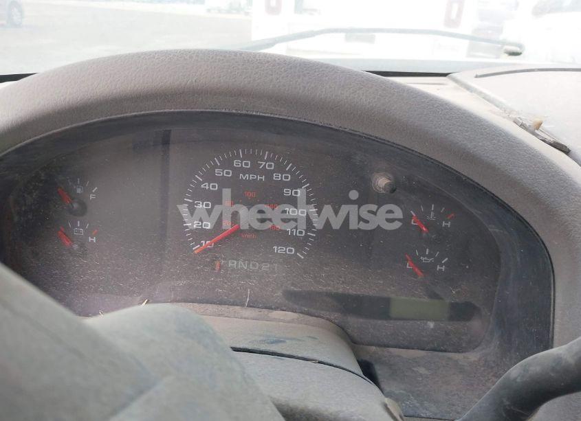 Photo 7 of 2005 Ford F-150 STX/XL/XLT (VIN 1FTRF12W35NA34084)