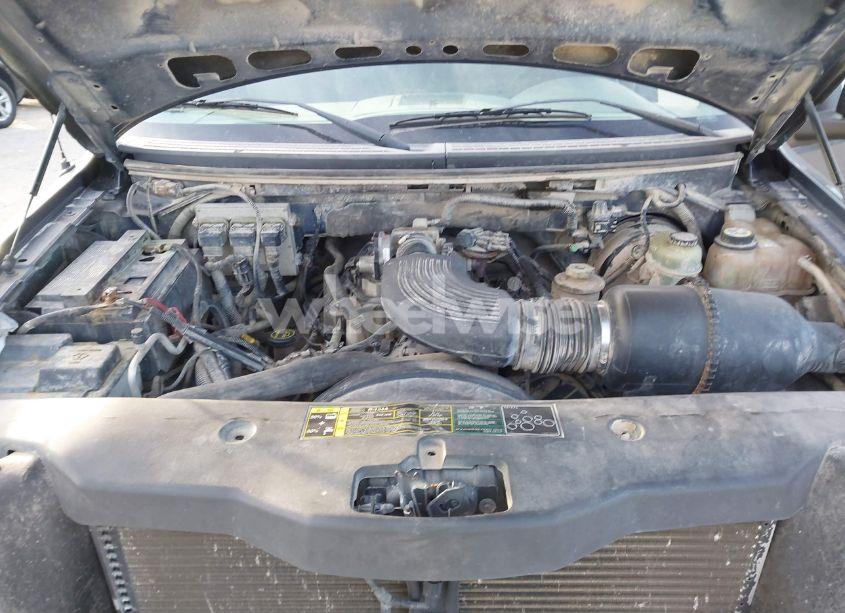 Photo 10 of 2004 Ford F-150 STX/XL/XLT (VIN 1FTRF12W44NA38935)