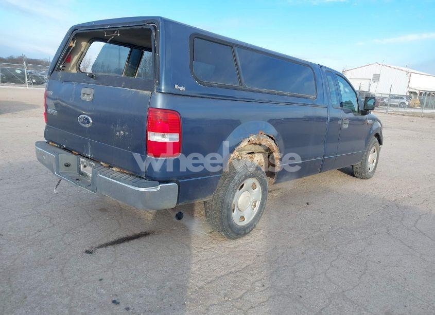 Photo 4 of 2004 Ford F-150 STX/XL/XLT (VIN 1FTRF12W44NA38935)