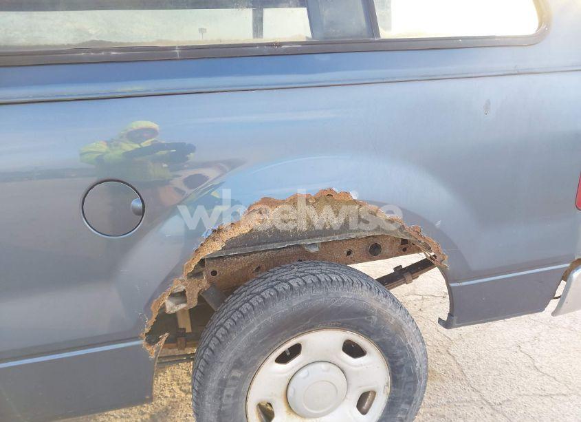 Photo 6 of 2004 Ford F-150 STX/XL/XLT (VIN 1FTRF12W44NA38935)