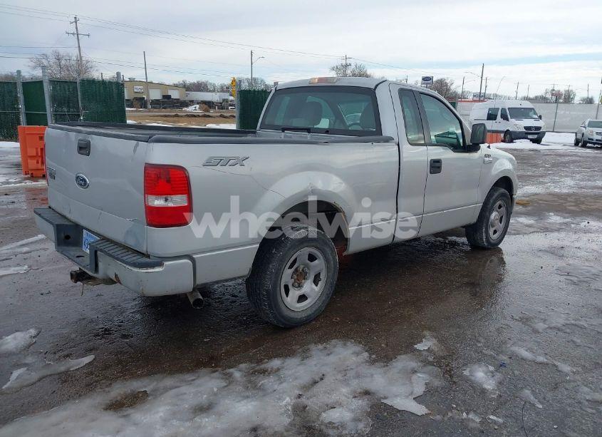 Photo 4 of 2005 Ford F-150 STX/XL/XLT (VIN 1FTRF12W45KB89101)