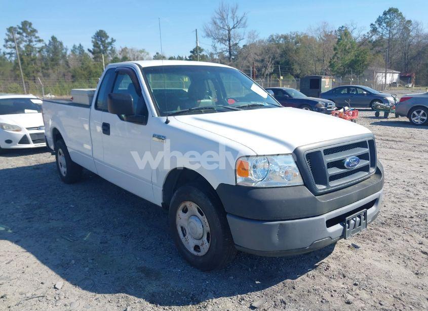 2007 Ford F-150 STX/XL/XLT (VIN 1FTRF12W47NA73267) main photo