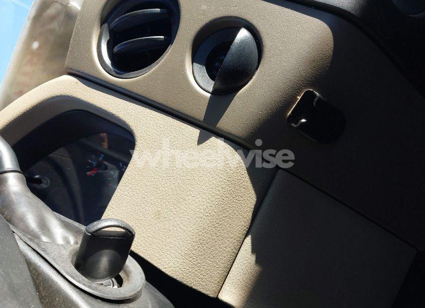 Photo 11 of 2004 Ford F-150 STX/XL/XLT (VIN 1FTRF12W54NB03579)