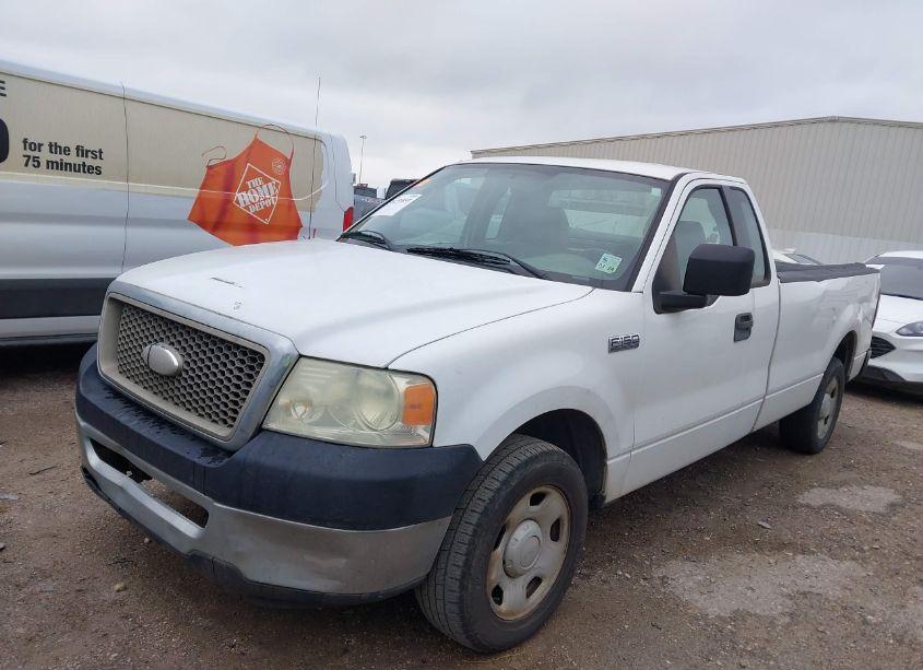 Photo 2 of 2007 Ford F-150 STX/XL/XLT (VIN 1FTRF12W57KD53488)