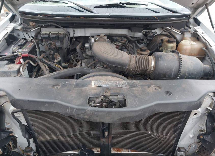 Photo 10 of 2006 Ford F-150 STX/XL/XLT (VIN 1FTRF12W66NB24752)