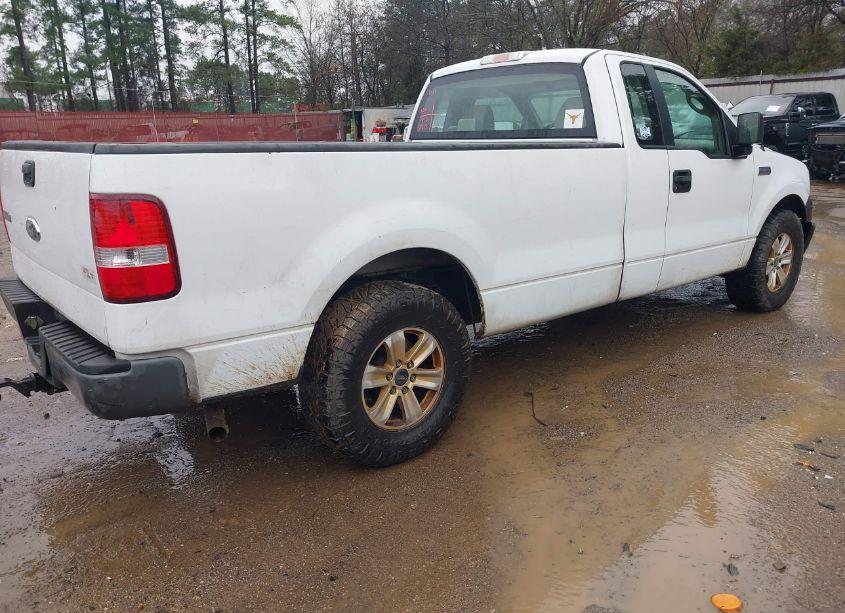 Photo 4 of 2006 Ford F-150 STX/XL/XLT (VIN 1FTRF12W66NB24752)