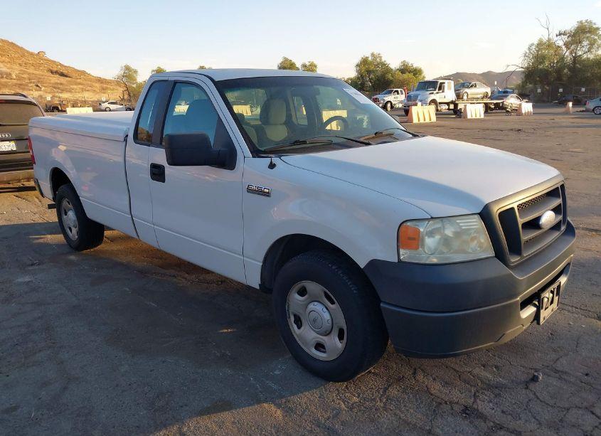 2007 Ford F-150 STX/XL/XLT (VIN 1FTRF12W67KB42249) main photo