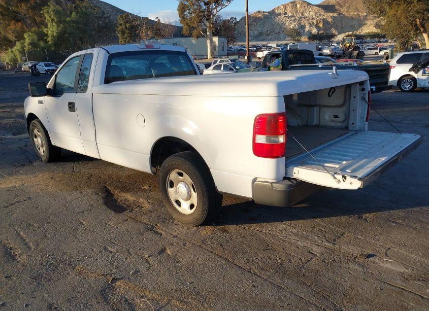 Photo 3 of 2007 Ford F-150 STX/XL/XLT (VIN 1FTRF12W67KB42249)