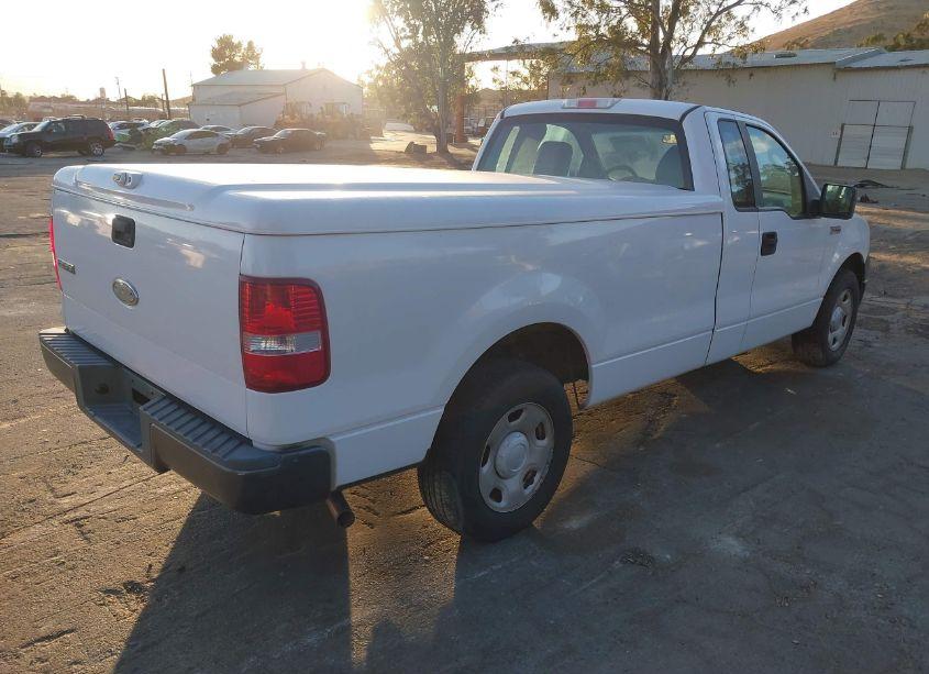 Photo 4 of 2007 Ford F-150 STX/XL/XLT (VIN 1FTRF12W67KB42249)