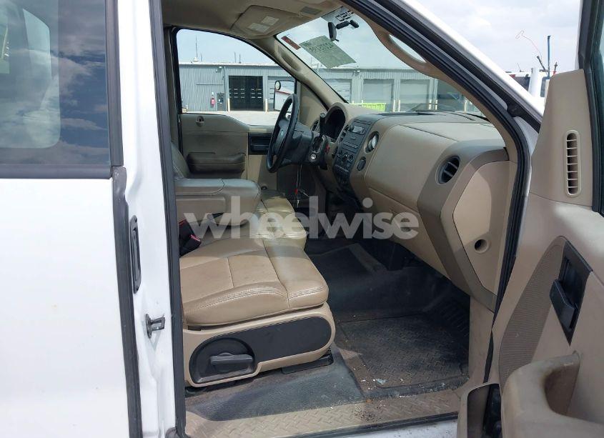 Photo 5 of 2007 Ford F-150 STX/XL/XLT (VIN 1FTRF12W67NA77417)