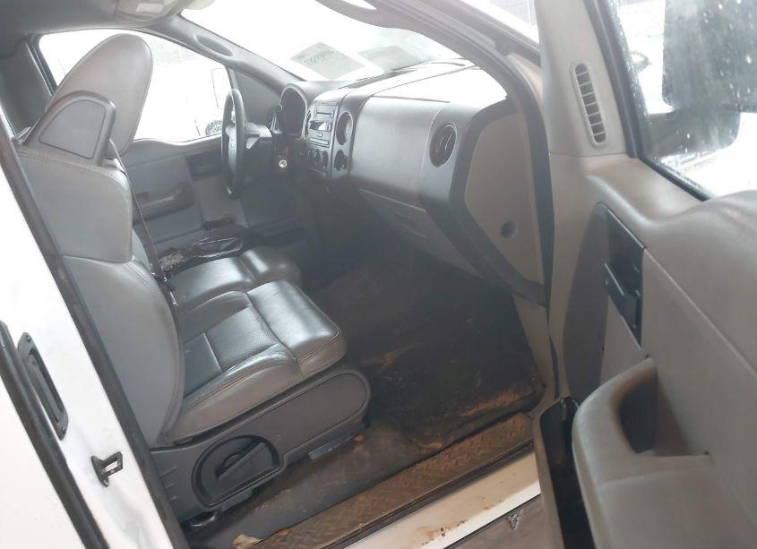 Photo 5 of 2007 Ford F-150 STX/XL/XLT (VIN 1FTRF12W67NA82990)