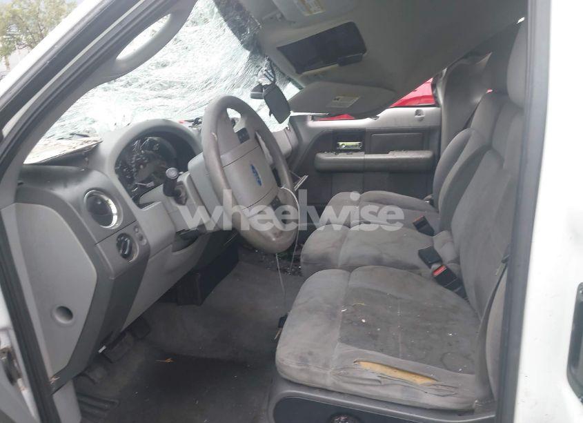 Photo 5 of 2004 Ford F-150 STX/XL/XLT (VIN 1FTRF12W74NC59283)