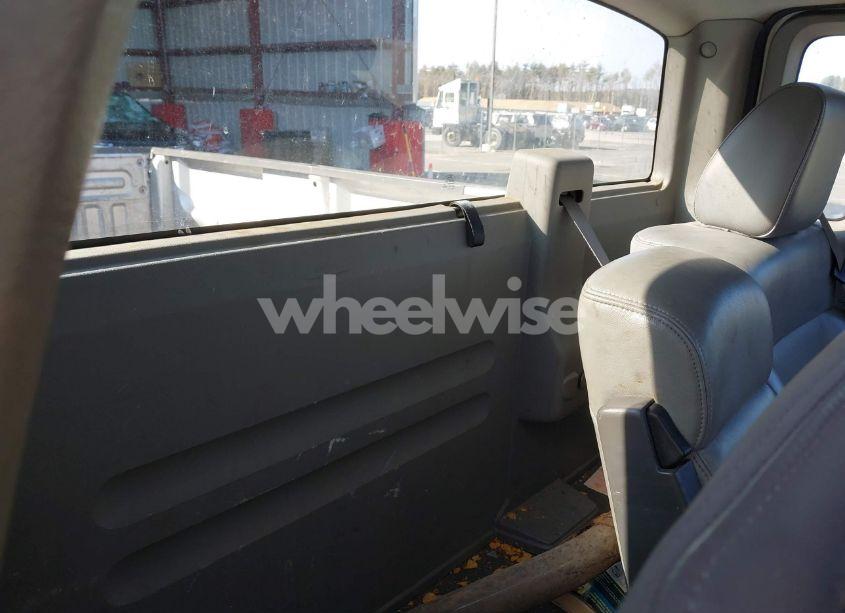 Photo 8 of 2006 Ford F-150 STX/XL/XLT (VIN 1FTRF12W76NA36955)