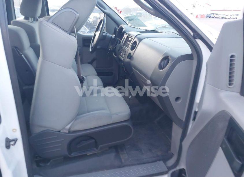 Photo 5 of 2007 Ford F-150 STX/XL/XLT (VIN 1FTRF12W77KC18979)