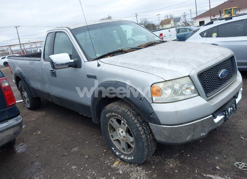 2005 Ford F-150 STX/XL/XLT (VIN 1FTRF12W85NC00664) main photo
