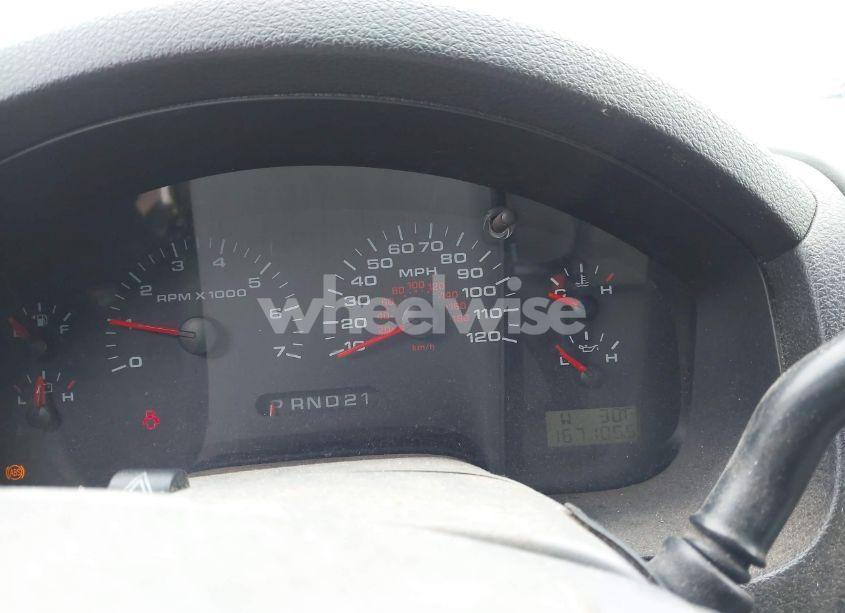 Photo 7 of 2005 Ford F-150 STX/XL/XLT (VIN 1FTRF12W85NC00664)