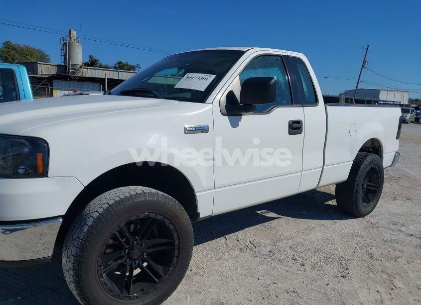 Photo 2 of 2004 Ford F-150 STX/XL/XLT (VIN 1FTRF12W94NC66140)