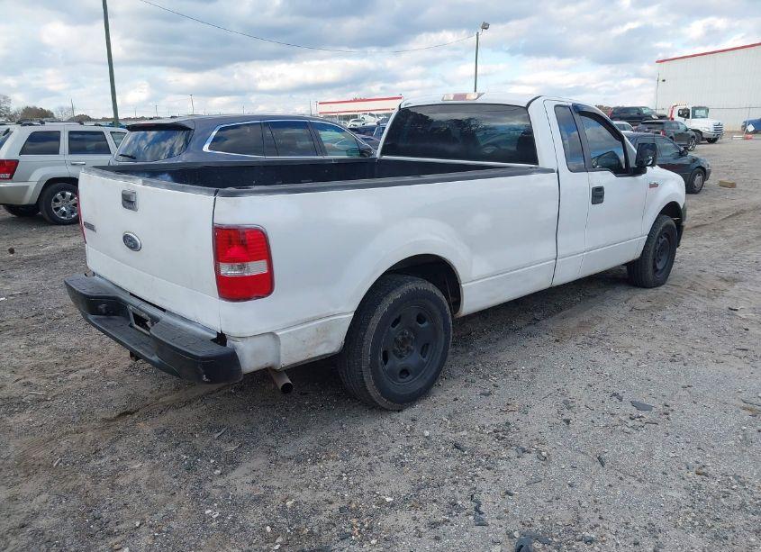 Photo 4 of 2007 Ford F-150 STX/XL/XLT (VIN 1FTRF12W97KB40575)