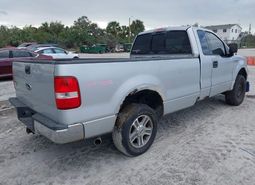 Photo 4 of 2004 Ford F-150 FX4/XL/XLT (VIN 1FTRF14504NA05239)