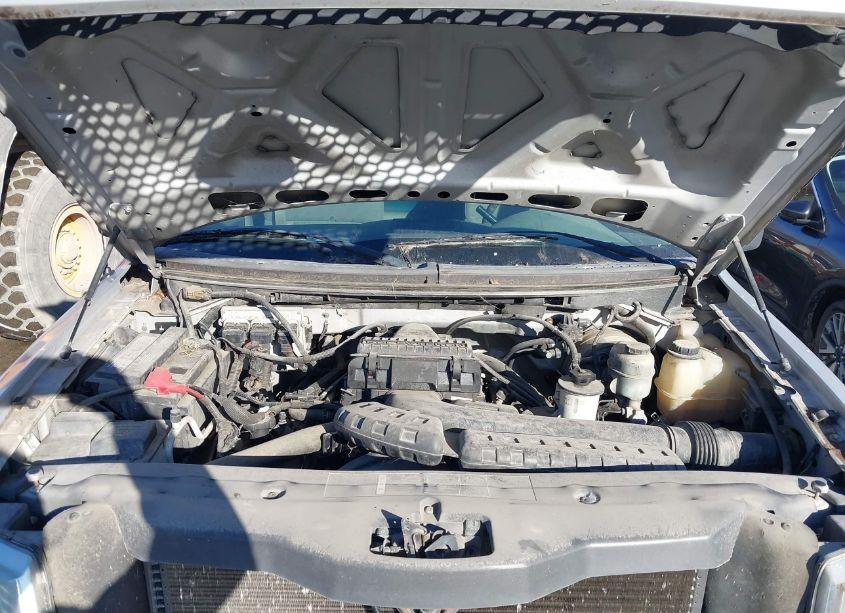 Photo 10 of 2005 Ford F-150 FX4/XL/XLT (VIN 1FTRF14525NB28641)