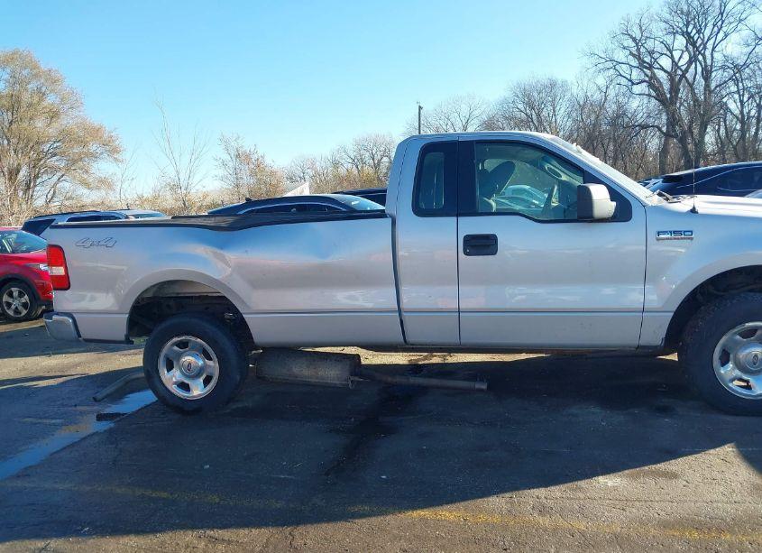 Photo 6 of 2005 Ford F-150 FX4/XL/XLT (VIN 1FTRF14525NB28641)