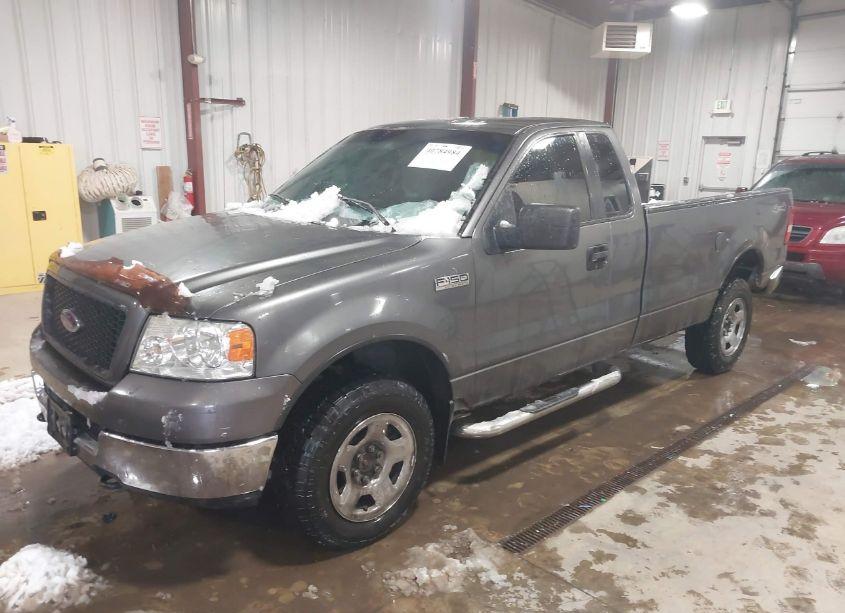 Photo 2 of 2005 Ford F-150 FX4/XL/XLT (VIN 1FTRF145X5NB11635)