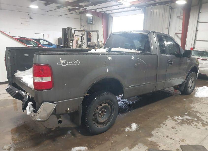 Photo 4 of 2005 Ford F-150 FX4/XL/XLT (VIN 1FTRF145X5NB11635)