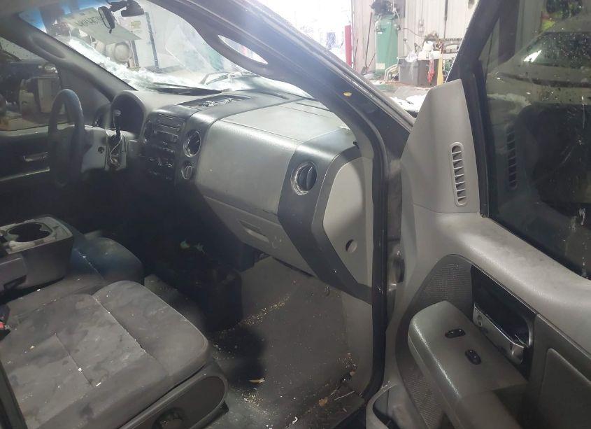 Photo 5 of 2005 Ford F-150 FX4/XL/XLT (VIN 1FTRF145X5NB11635)