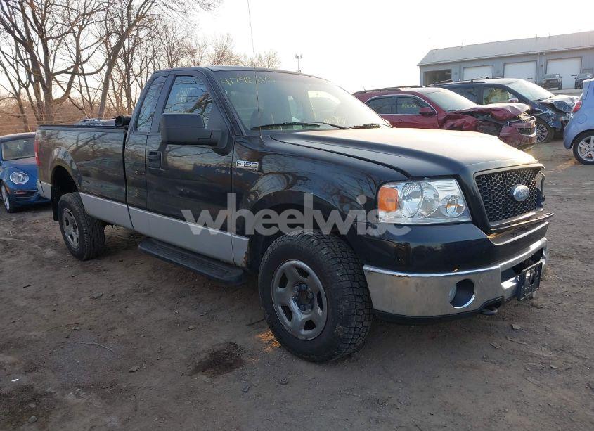 2006 Ford F-150 STX/XL/XLT (VIN 1FTRF14W26NA53532) main photo