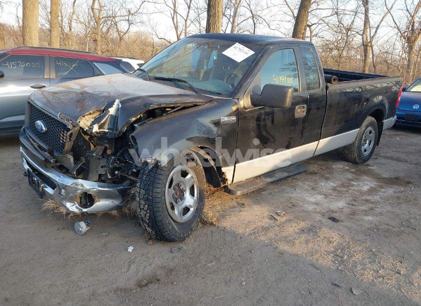 Photo 2 of 2006 Ford F-150 STX/XL/XLT (VIN 1FTRF14W26NA53532)