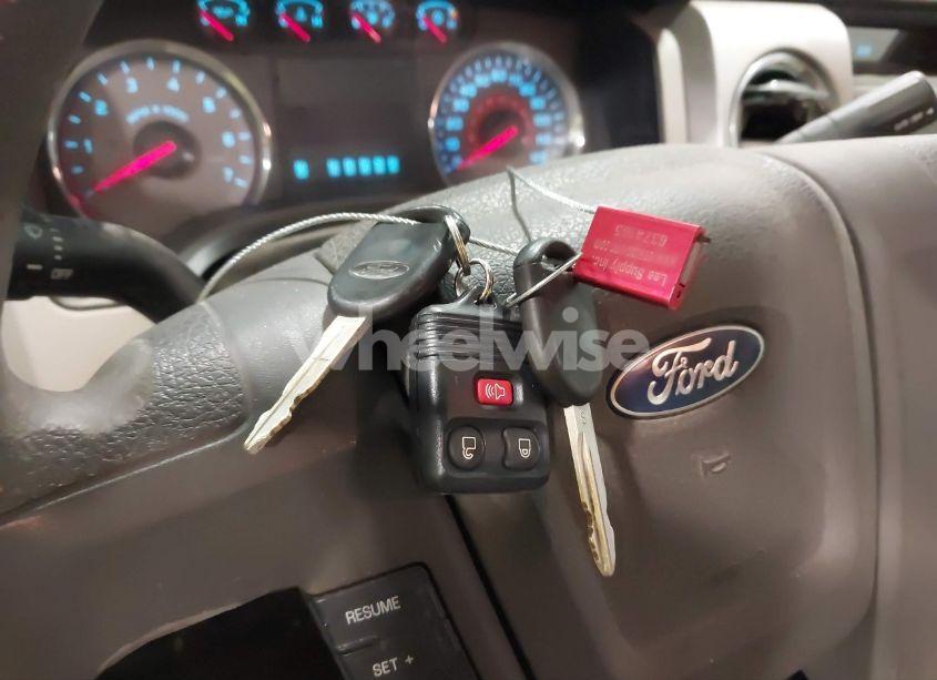 Photo 11 of 2009 Ford F-150 STX/XL/XLT (VIN 1FTRF14W29KC92939)