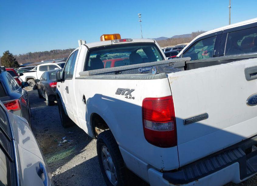 Photo 3 of 2004 Ford F-150 STX/XL/XLT (VIN 1FTRF14W34NB97040)