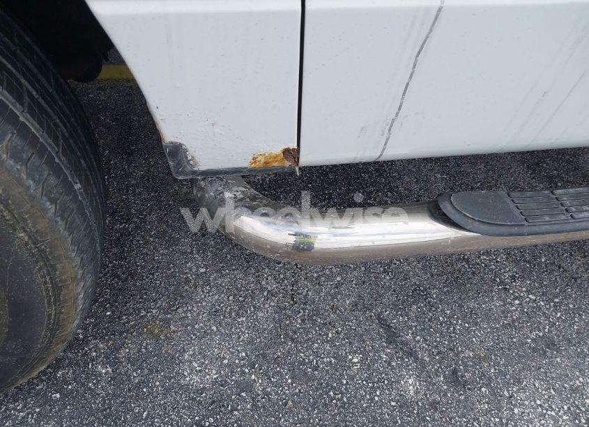 Photo 12 of 2005 Ford F-150 STX/XL/XLT (VIN 1FTRF14W35NB42167)