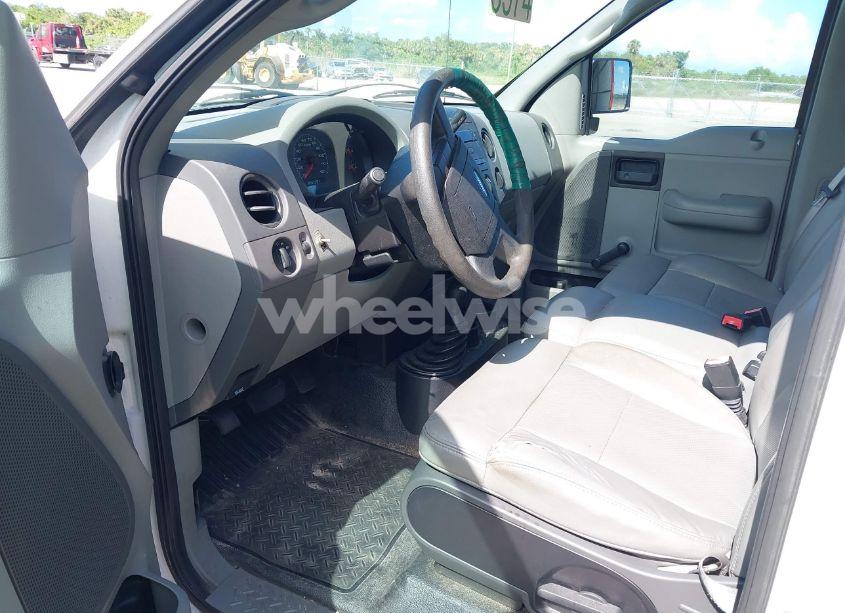 Photo 5 of 2007 Ford F-150 STX/XL/XLT (VIN 1FTRF14W37NA54593)