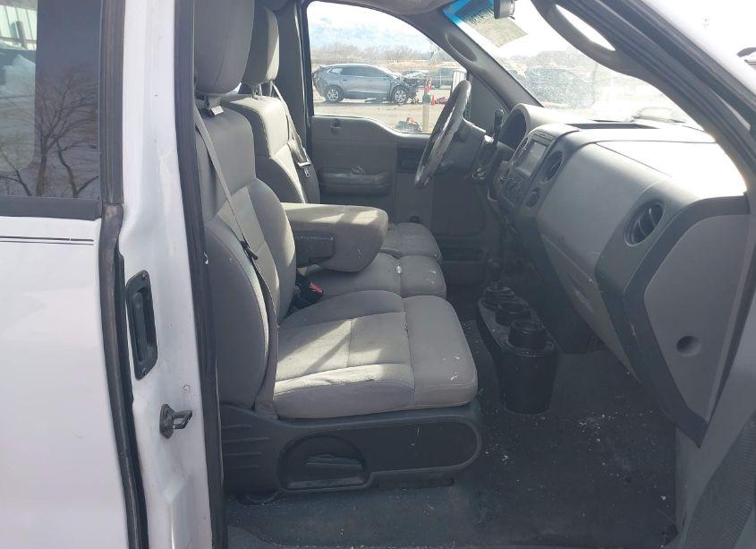 Photo 8 of 2006 Ford F-150 STX/XL/XLT (VIN 1FTRF14W56NA61754)