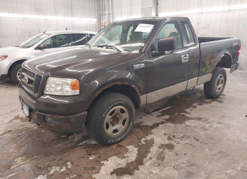 Photo 2 of 2005 Ford F-150 STX/XL/XLT (VIN 1FTRF14W85NA39472)