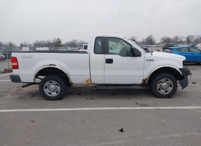 Photo 13 of 2007 Ford F-150 STX/XL/XLT (VIN 1FTRF14W87NA83829)