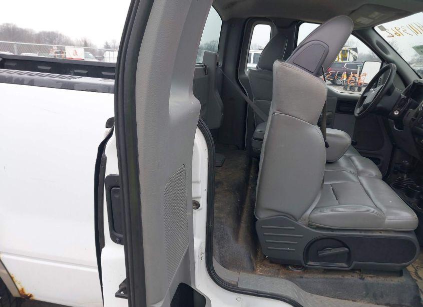 Photo 8 of 2007 Ford F-150 STX/XL/XLT (VIN 1FTRF14W87NA83829)