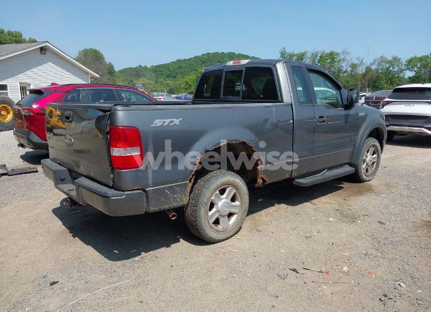 Photo 4 of 2005 Ford F-150 STX/XL/XLT (VIN 1FTRF14W95NA43854)