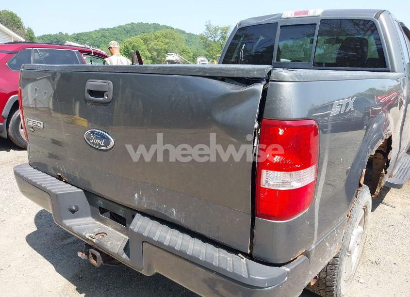 Photo 6 of 2005 Ford F-150 STX/XL/XLT (VIN 1FTRF14W95NA43854)