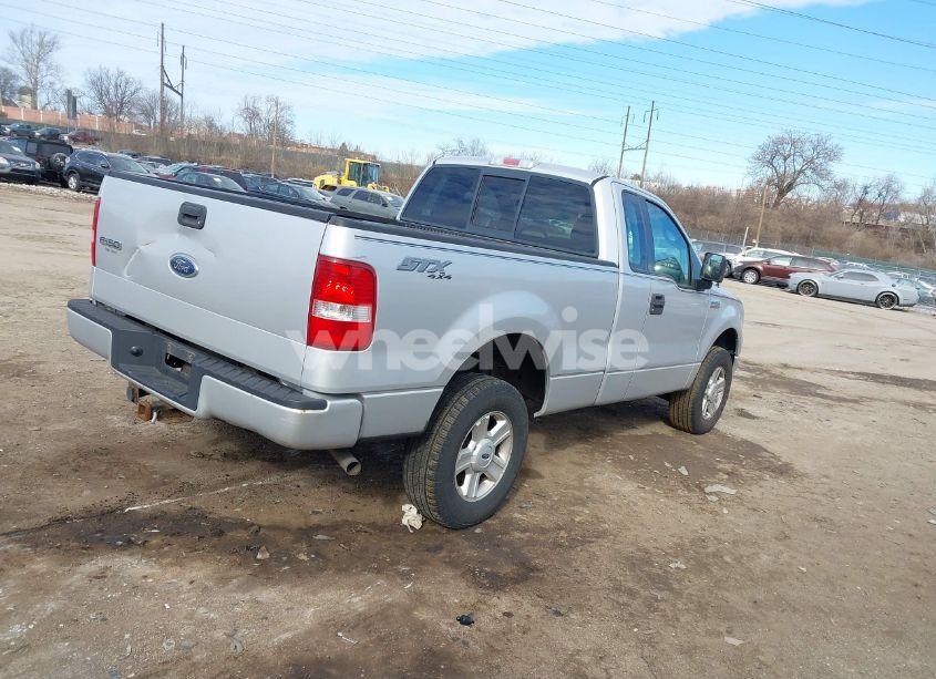 Photo 4 of 2005 Ford F-150 STX/XL/XLT (VIN 1FTRF14W95NA79480)