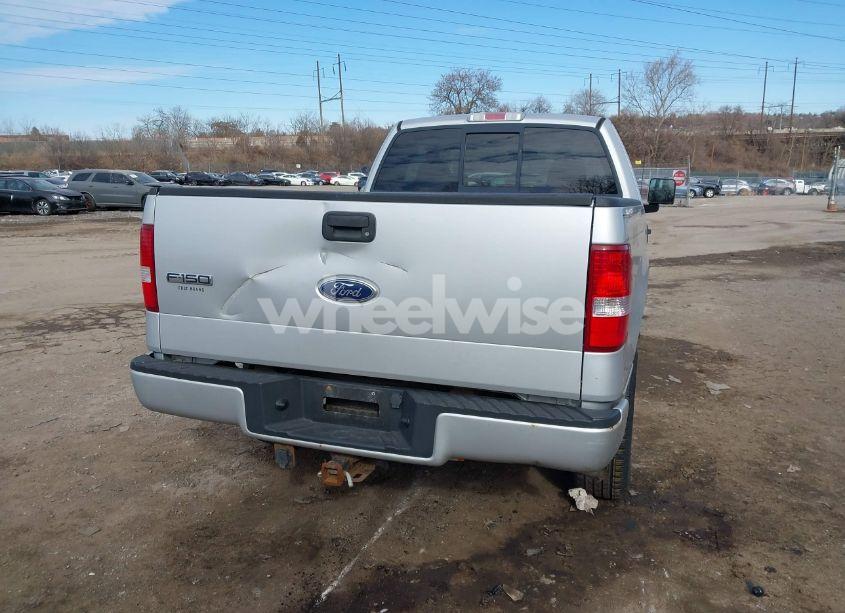 Photo 6 of 2005 Ford F-150 STX/XL/XLT (VIN 1FTRF14W95NA79480)
