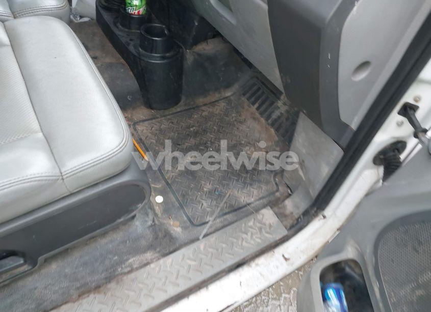 Photo 5 of 2006 Ford F-150 STX/XL/XLT (VIN 1FTRF14WX6NB36206)