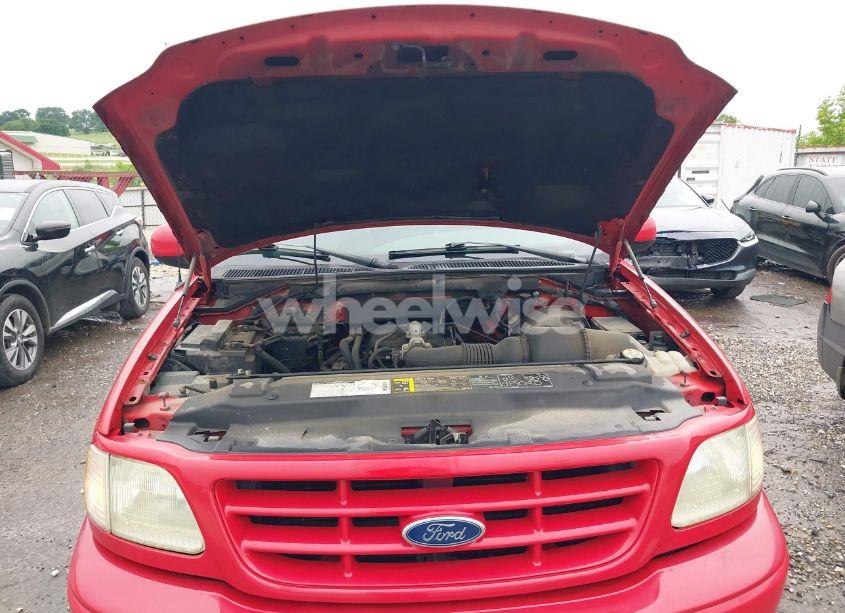 Photo 10 of 2002 Ford F-150 XL/XLT (VIN 1FTRF17212NA28575)